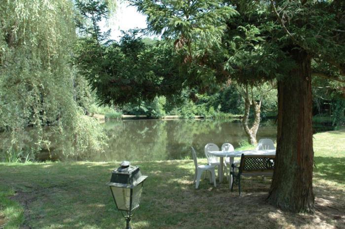 Bed and Breakfast Beau Site Guimauve Et Vieilles Dentelles Royeres Экстерьер фото