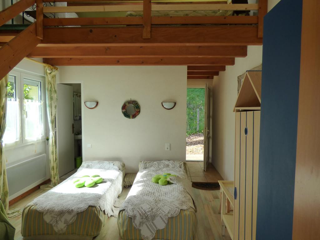Bed and Breakfast Beau Site Guimauve Et Vieilles Dentelles Royeres Экстерьер фото
